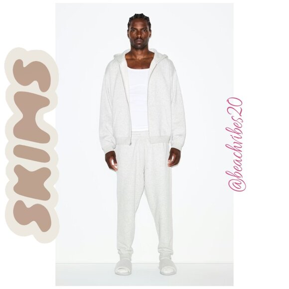 SKIMS Men's Fleece Lounge Tapered Jogger Light Heather Grey Medium NWT - Picture 3 of 11